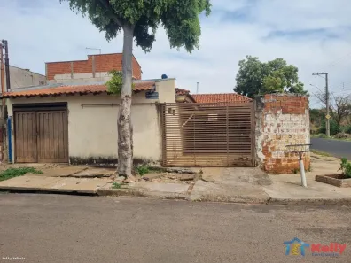 Casa com 3 Quartos à venda, 132m² no Conjunto Habitacional Jardim Humberto Salvador, Presidente Prudente