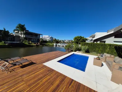 Casa de Condomínio com 5 Quartos à venda, 270m² no Cci, Xangri-lá