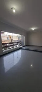Sobrado com 4 Quartos para alugar, 350m² no Jardim Nóbrega, Mauá