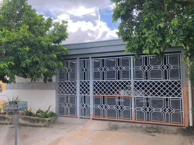 Casa com 2 Quartos à venda, 180m² no Osvaldo Fanceli, Marília