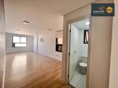 Sala Comercial à venda, 33m² no Centro, Curitiba