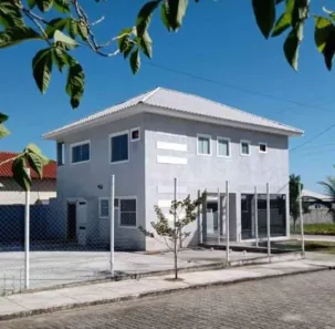 Casa com 3 Quartos à venda, 161m² no Fazendinha, Araruama