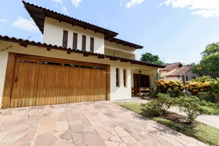 Casa com 5 Quartos à venda, 392m² no Vila Assunção, Porto Alegre