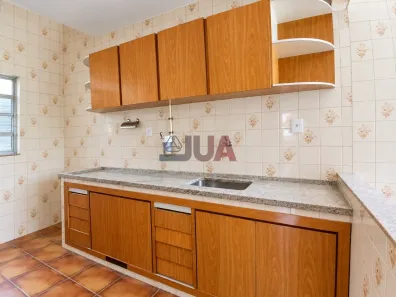 Casa com 2 Quartos para alugar, 97m² no Centro, Nova Iguaçu