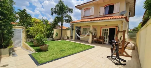 Casa de Condomínio com 3 Quartos à venda, 167m² no Jardim Lambreta, Cotia