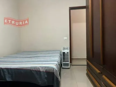 Sobrado com 5 Quartos à venda, 200m² no Vila Tolstoi, São Paulo