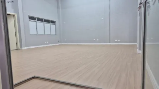 Sala Comercial para alugar, 82m² no Centro, São José dos Pinhais