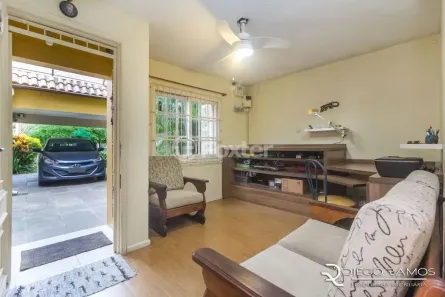 Sobrado com 2 Quartos à venda, 150m² no Partenon, Porto Alegre