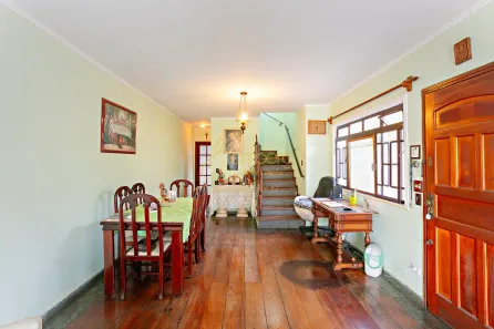 Casa com 3 Quartos à venda, 197m² no Jardim Namba, São Paulo