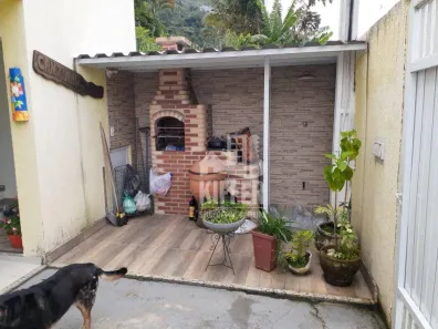 Casa com 5 Quartos à venda, 250m² no Jardim Imbuí, Niterói