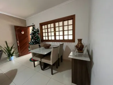 Casa com 3 Quartos à venda, 158m² no Vila Pacífico, Bauru