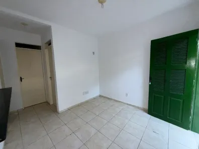 Apartamento com 2 Quartos para alugar, 45m² no Joaquim Távora, Fortaleza