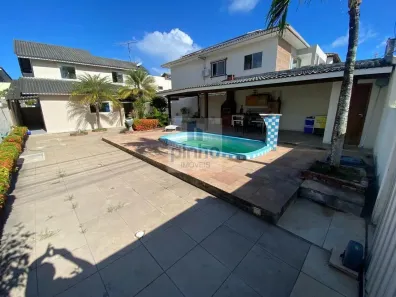 Casa de Condomínio com 4 Quartos para alugar, 130m² no Portão, Lauro de Freitas