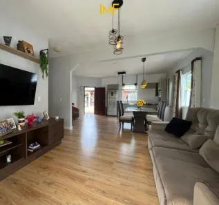 Casa com 3 Quartos à venda, 203m² no Estrada das Areias, Indaial