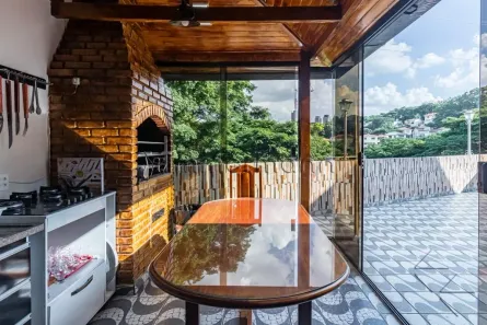 Sobrado com 4 Quartos à venda, 440m² no Sumaré, São Paulo