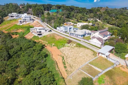 Lote/Terreno à venda, 811m² no Butiatuvinha, Curitiba