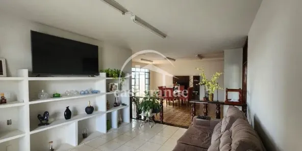 Casa com 5 Quartos à venda, 620m² no Nossa Senhora Aparecida, Uberlândia