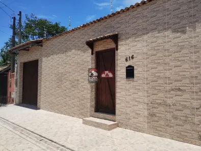Casa com 3 Quartos à venda, 201m² no Jardim Britânia, Caraguatatuba