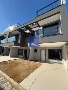 Casa de Condomínio com 3 Quartos à venda, 160m² no Jardim das Américas, Curitiba
