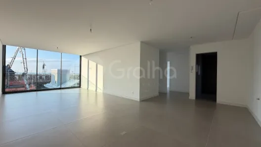 Apartamento com 3 Quartos à venda, 120m² no Jurerê, Florianópolis