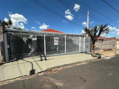 Casa com 3 Quartos à venda, 130m² no Jardim Ártico, Araraquara