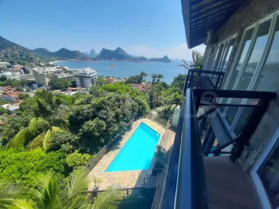 Casa de Condomínio com 5 Quartos à venda, 300m² no Charitas, Niterói