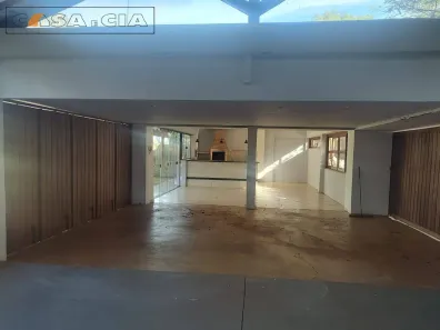 Casa com 3 Quartos para venda ou aluguel, 370m² no Jardim Shangri-Lá, Bauru