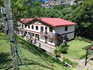 Apartamento com 2 Quartos à venda, 60m² no Samambaia, Petrópolis