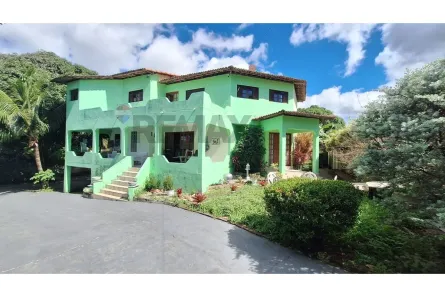 Casa com 4 Quartos à venda, 340m² no Pium (Distrito Litoral), Parnamirim
