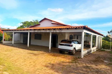 Fazenda/Sítio com 3 Quartos à venda, 250m² no , Brasília