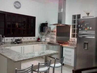 Casa com 3 Quartos à venda, 230m² no Parque Jambeiro, Campinas
