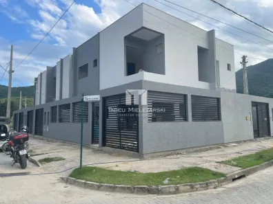 Sobrado com 3 Quartos à venda, 112m² no Vila Nova, Porto Belo