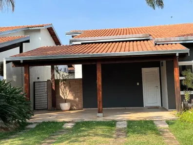 Casa com 3 Quartos à venda, 248m² no Jardim Estoril, Marília
