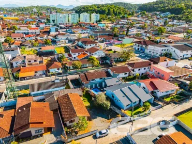 Casa com 2 Quartos à venda, 164m² no Boa Vista, Joinville