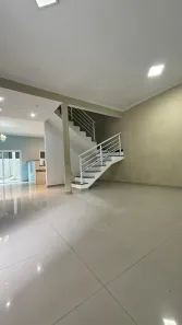 Casa com 3 Quartos para alugar, 130m² no Portais (Polvilho), Cajamar