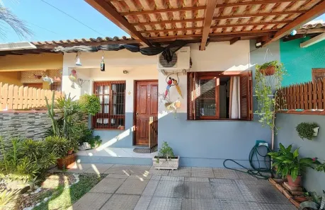 Casa com 2 Quartos à venda, 70m² no Olaria, Canoas