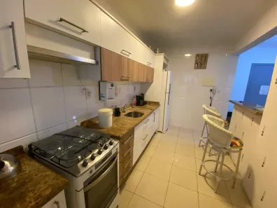 Apartamento com 2 Quartos para alugar, 100m² no Centro, Balneário Camboriú
