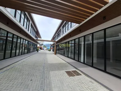 Ponto Comercial para alugar, 85m² no Aririú, Palhoça