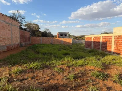 Casa com 1 Quarto à venda, 250m² no Paranoá, Brasília