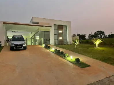 Casa com 3 Quartos à venda, 155m² no Condomínio Riviera de Santa Cristina XIII, Paranapanema