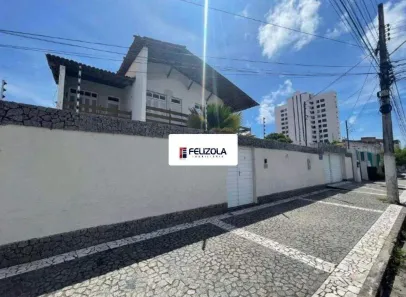 Casa com 10 Quartos à venda, 660m² no Treze de Julho, Aracaju
