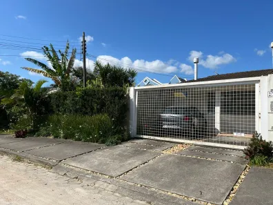 Casa com 3 Quartos à venda, 394m² no Córrego Grande, Florianópolis