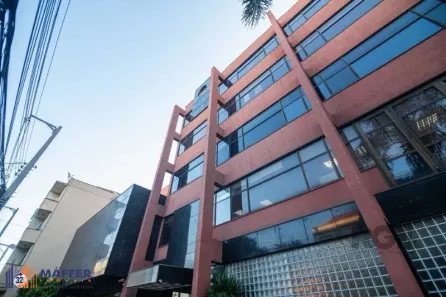 Sala Comercial para alugar, 392m² no Navegantes, Porto Alegre