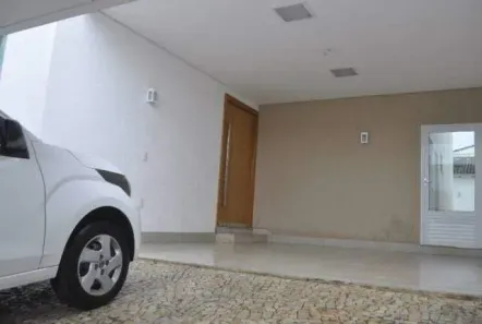 Casa com 4 Quartos à venda, 269m² no Vigilato Pereira, Uberlândia