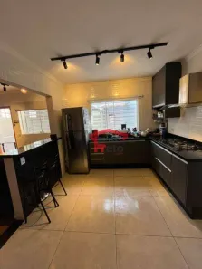 Sobrado com 2 Quartos à venda, 85m² no Jardim Mangalot, São Paulo