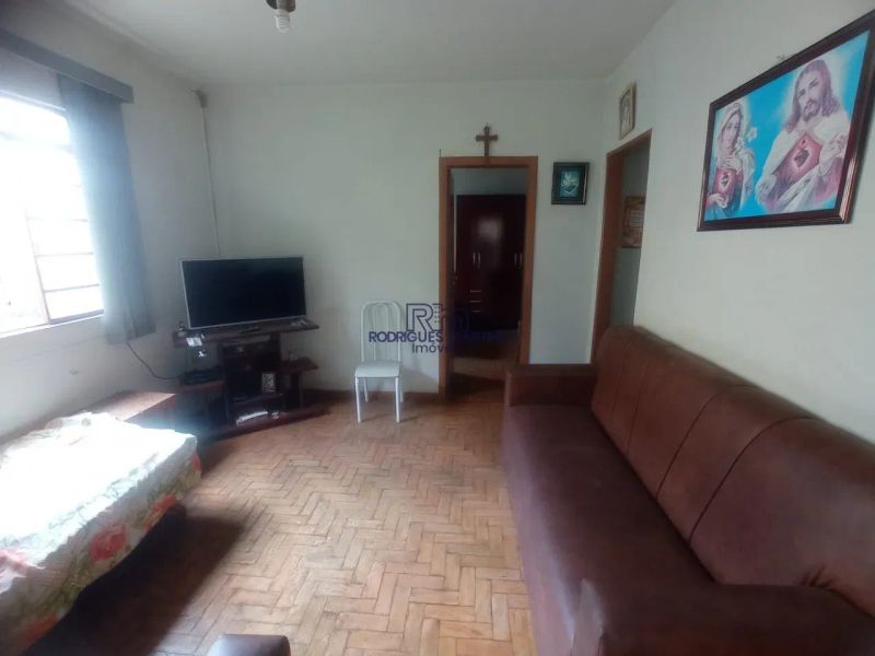 Casa com 4 quartos — Padre Eustáquio, Belo Horizonte