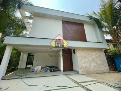 Sobrado com 4 Quartos à venda, 320m² no Jardim das Nações, Taubaté