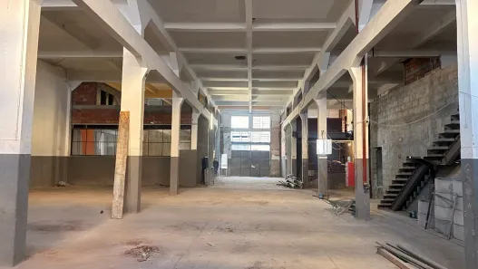 Galpão/Depósito/Armazém para alugar, 2050m² no São Cristóvão, Rio de Janeiro