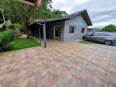 Casa com 3 Quartos à venda, 170m² no Ponta Aguda, Blumenau