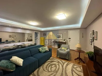 Apartamento com 3 Quartos à venda, 110m² no Centro, Balneário Camboriú